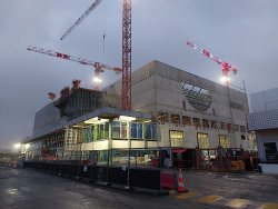 Porte de la Chapelle Arena