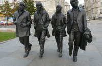Beatles statue in Liverpool