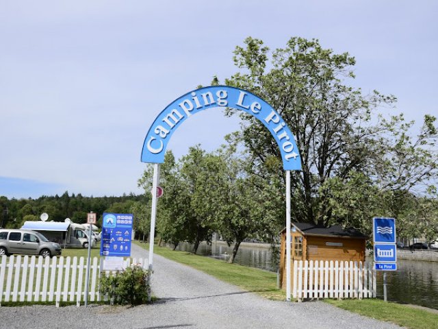 Camping le Pirot