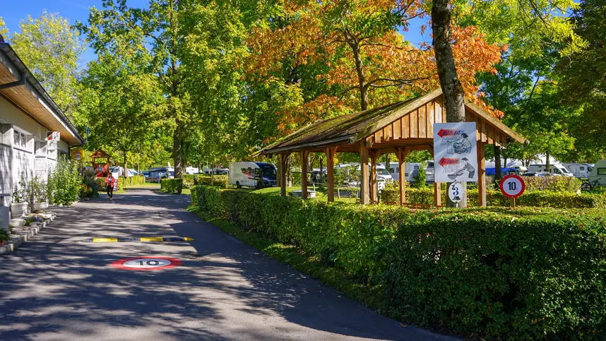 Camping Lido Luzern campsite by Lake Lucerne