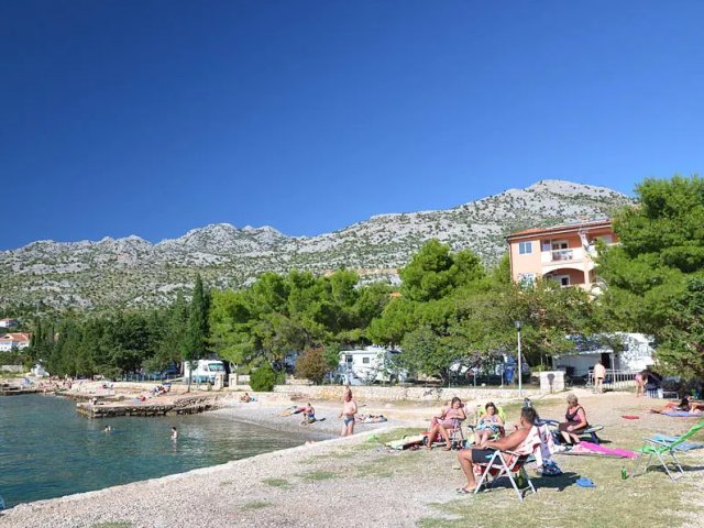 Camping Plantaza