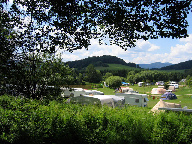 Camping Chvalsiny