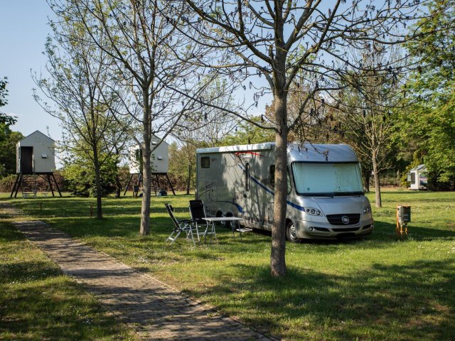 Camp Dzban Praha