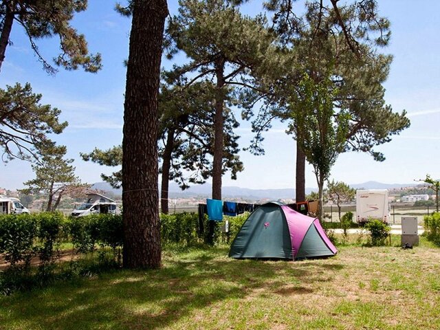 Camping Bayona Playa