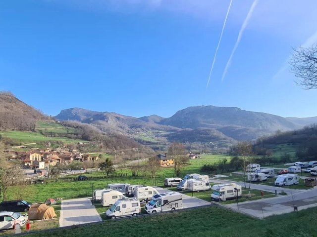 Camping Municipal de Sobrescobio