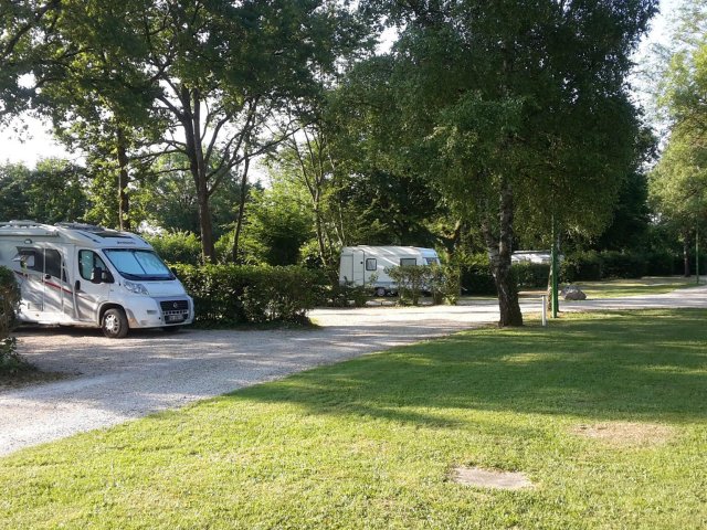 Camping Paradis des Dombes