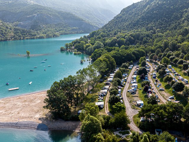 Camping Huttopia Lac de Serre-Ponçon