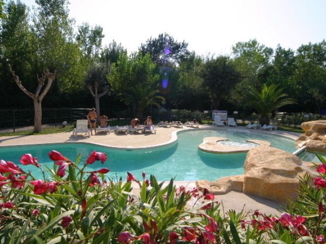 Camping le Sequoia