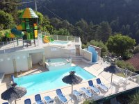 Camping les Pins d'Ucel