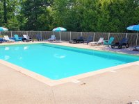 Camping Les Rives Du Lac Cantalès