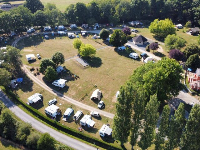 Camping Dun-le-Palestel
