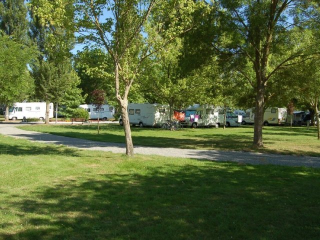 Camping les Berges du Gers