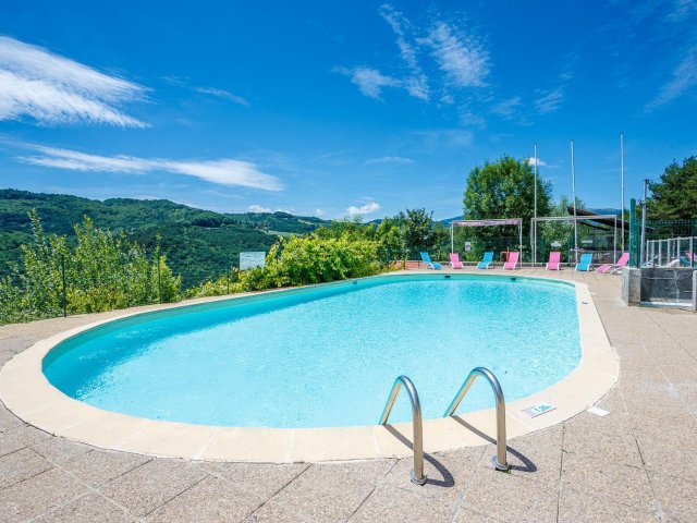 Camping le Champ Long