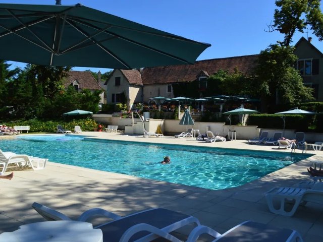 Chateau de Lacomte Country Club