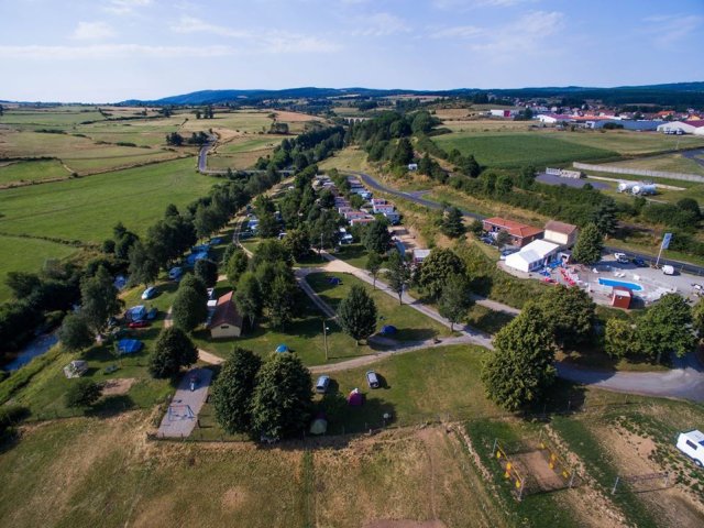 Camping La Cigale de L'Allier