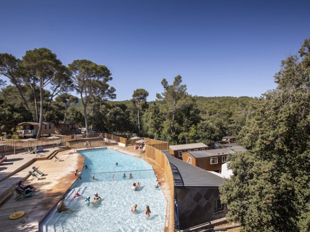 Camping Huttopia Forêt de Janas