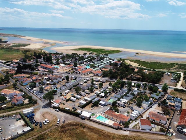 Camping le Pavillon Bleu