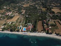 Camping Karavomilos Beach