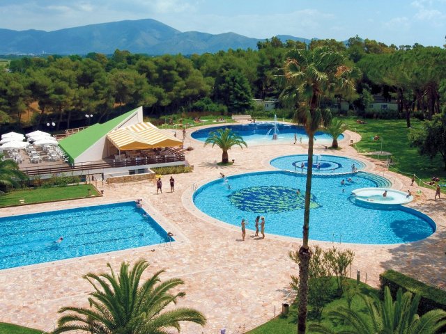 Camping Village Baia Domizia