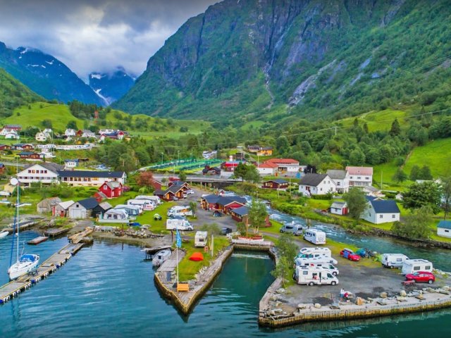 Sundal Camping