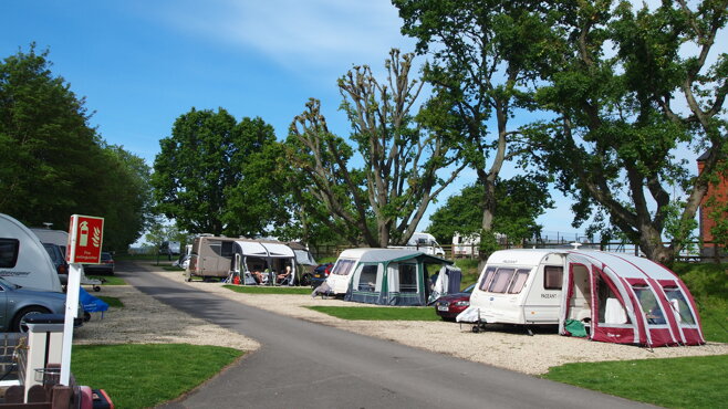 Broadway Caravan and Motorhome Club Site | Alan Rogers