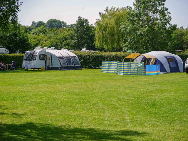 Devizes Camping & Caravanning Club Site