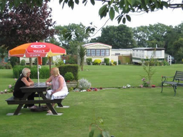 Little Satmar Holiday Park