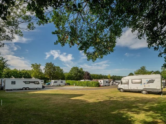 Ashridge Farm Caravan and Motorhome Club Site