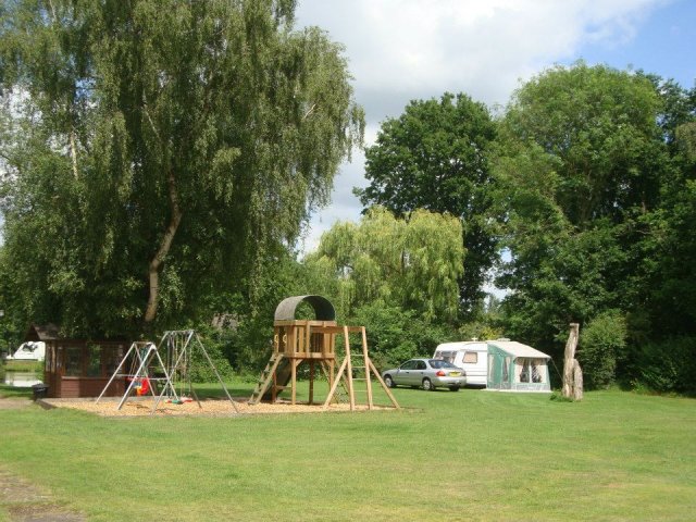 Little Lakeland Caravan Park