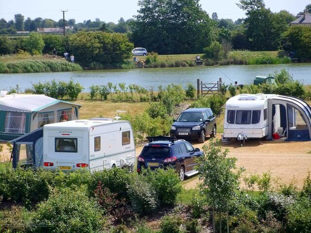 Fields End Water Caravan Park