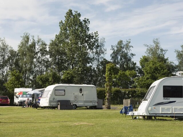 Foxholme Springs Touring Park