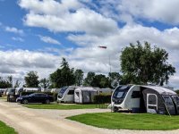 Black Bull Caravan Park