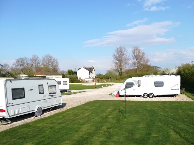 Brenda House Touring Caravan Park