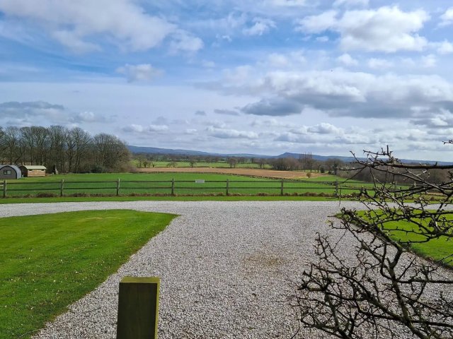 Welltrough Hall Farm Caravan Park