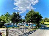 Strawberry Hill Caravan Park