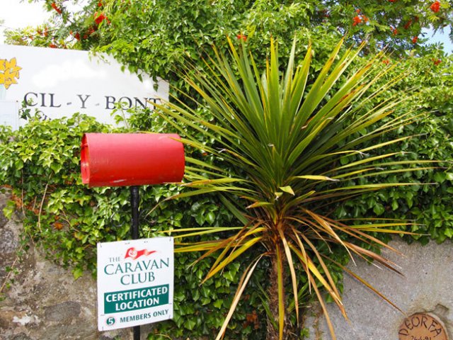 Cil Y Bont Caravan Park