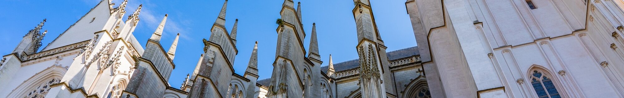 History of Pays de la Loire background image