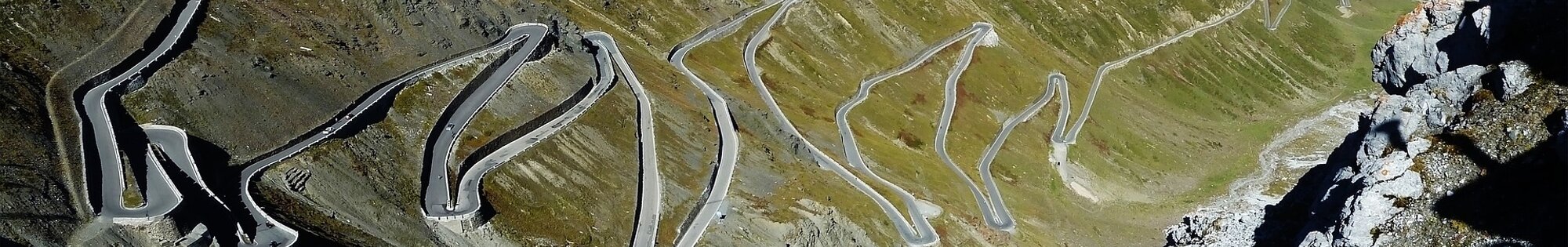 Major Mountain Roads, Passes and Tunnels of Europe background image