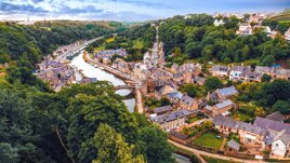 A toast to the coast