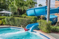 Many larger sites have all-singing, all-dancing water parks