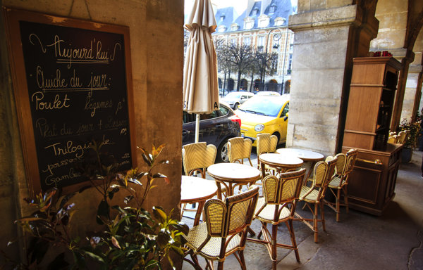 Roadside French bistro