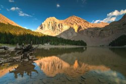 Spanish Pyrenees. Photo credit: aragonactive.com