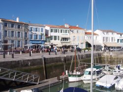 La Flotte-en-Ré [📸 les-plus-beaux-villages-de-france.org]