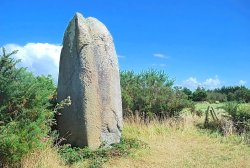 Kermaillard Menhir