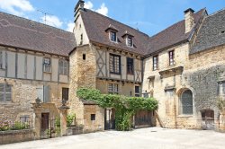 Ancient courtyard, Sarlat