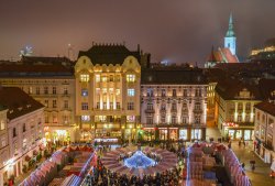 Bratislava Christmas market at night