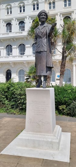 Lady Astor Statue