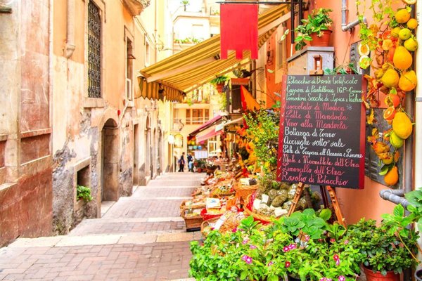 Sicilian food market