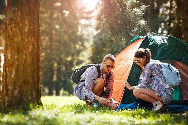 Pitching tent