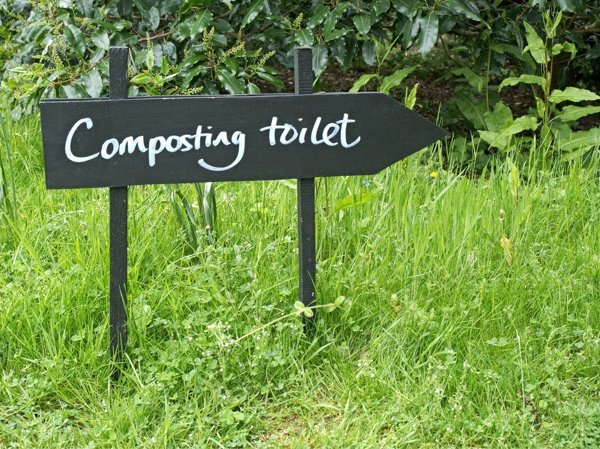 Composting toilet this way